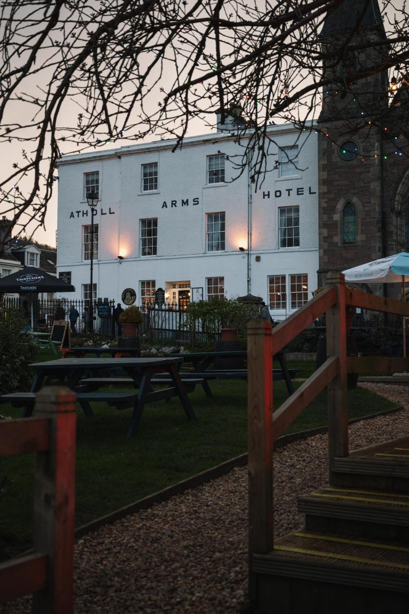 Atholl Arms Hotel Dunkeld Esterno foto
