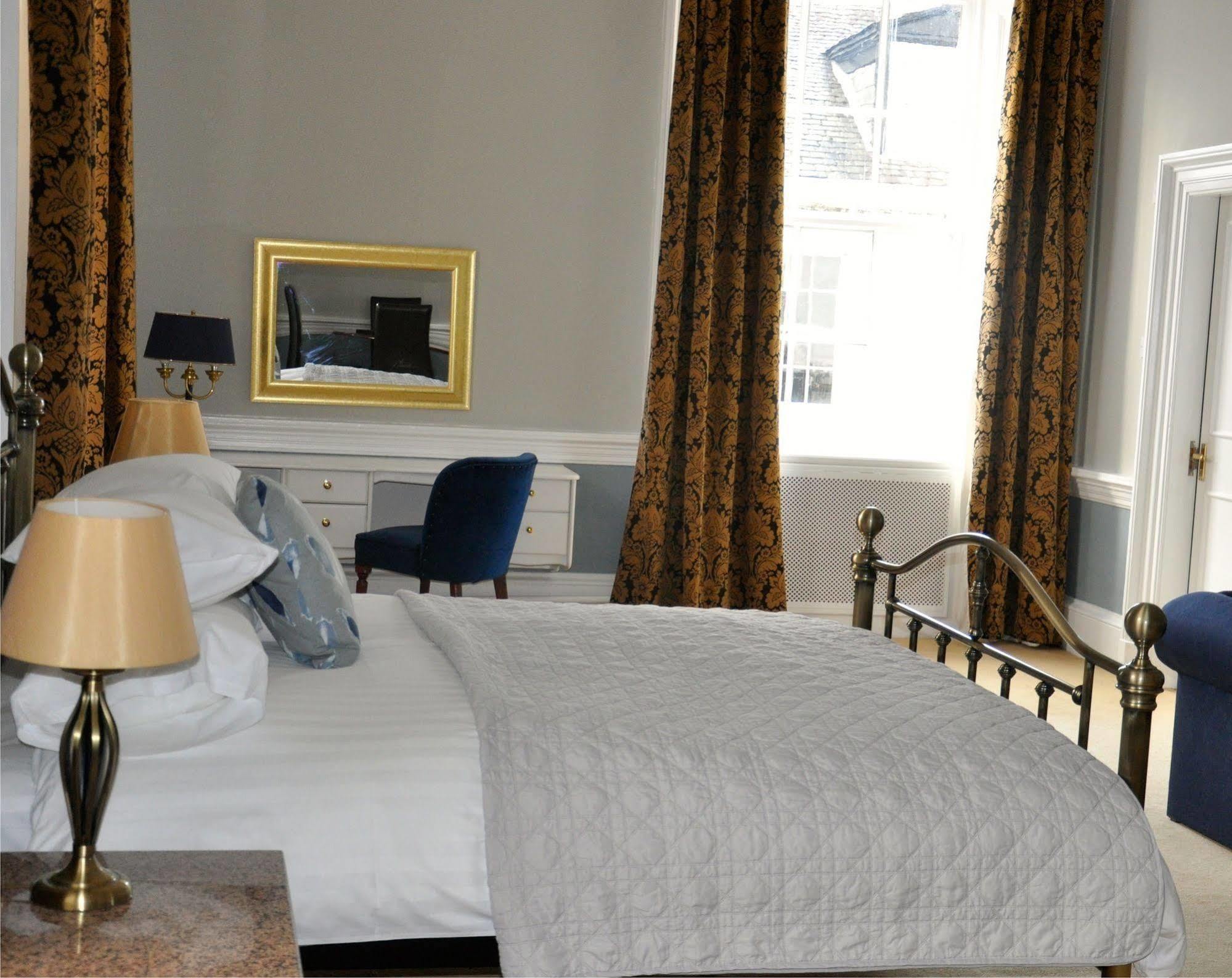 Atholl Arms Hotel Dunkeld Esterno foto